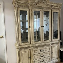 China Cabinet 