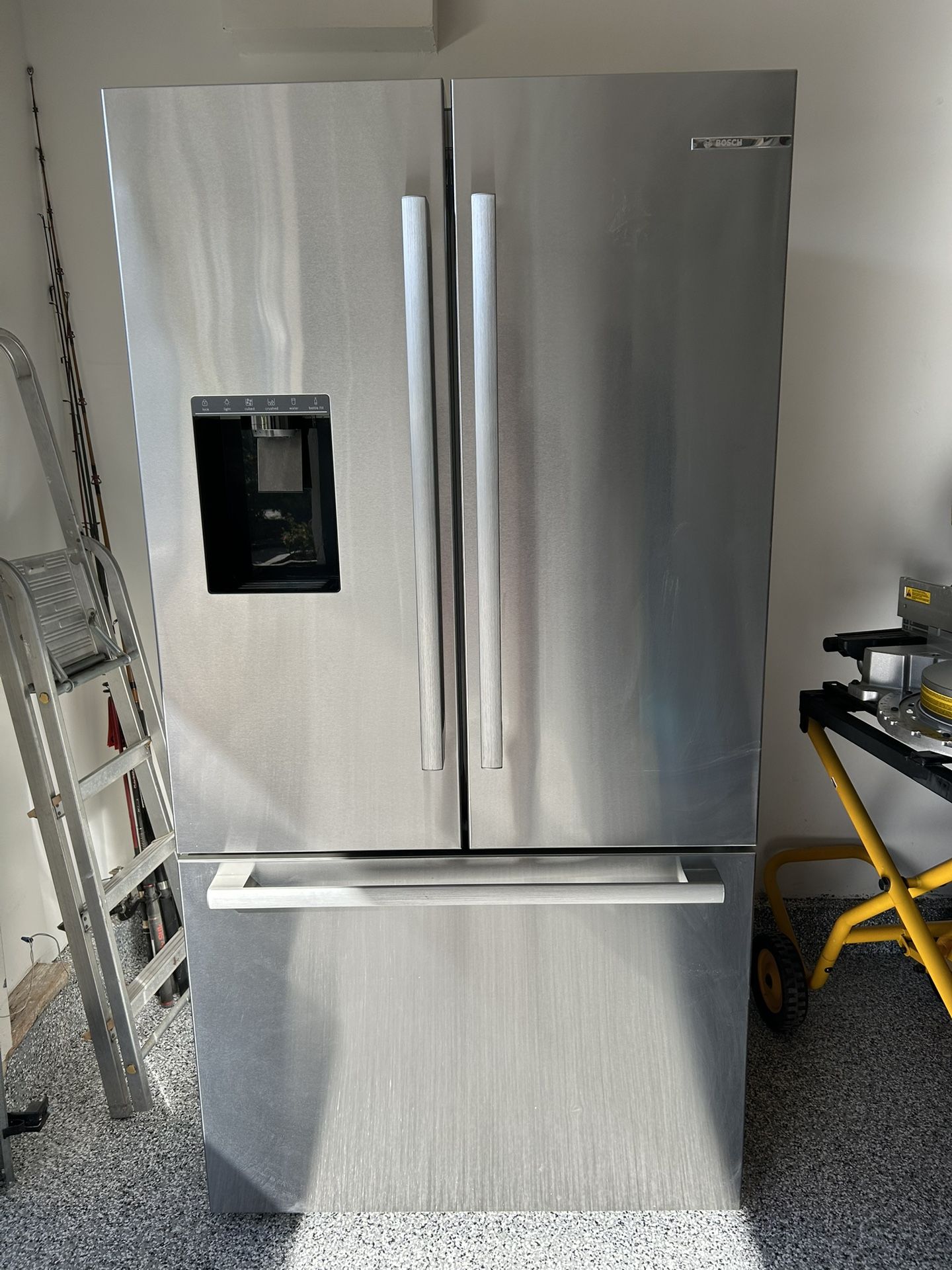500 Series 36 in. 21.6 cu. ft. Smart Counter Depth French Door Refrigerator, Stainless Steel, External Water and Ice
