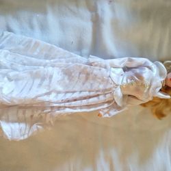 Platinum Blonde Barbie Reproduction Ponytail In White Barbie Mint Outfit