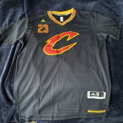 Men’s LARGE