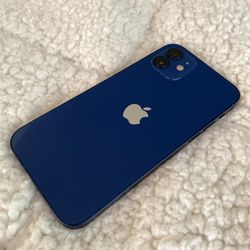 iPhone 12 (64GB) + Case
