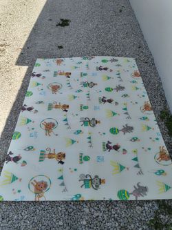 large, cushioned foldable baby play mat