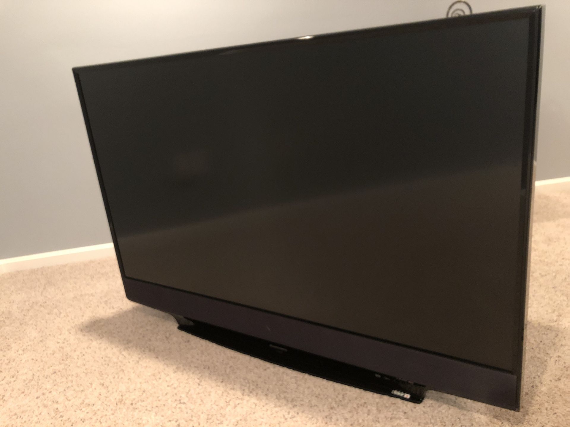 Mitsubishi DLP 65 inch TV