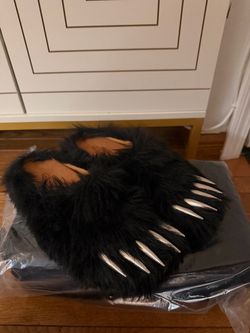 Bravest studio bear claws slides