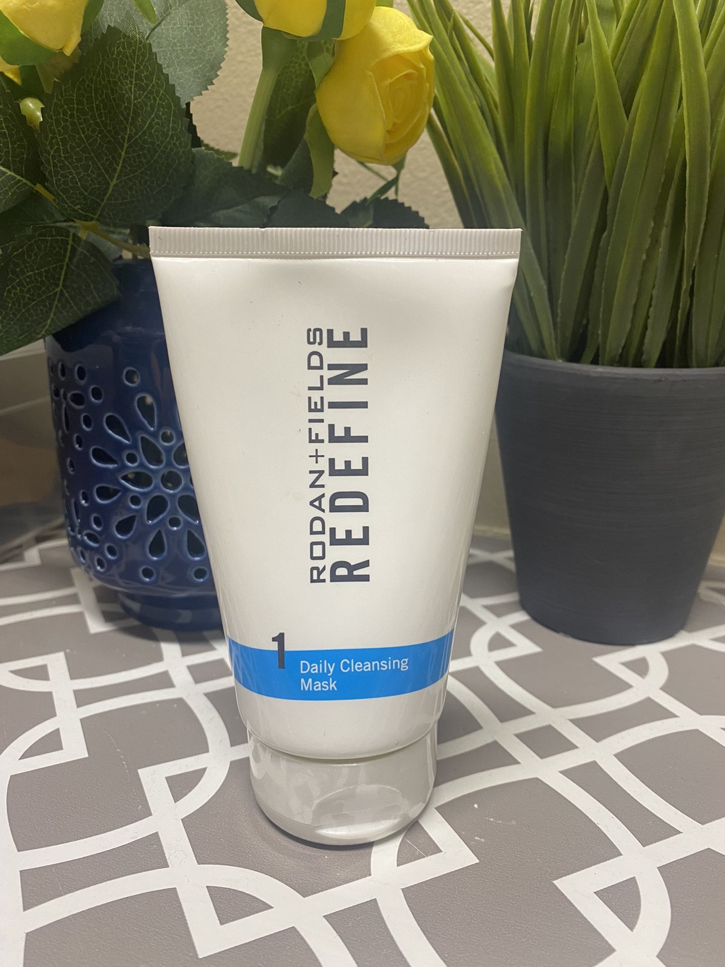 Rodan & Fields Face Scrub Mask