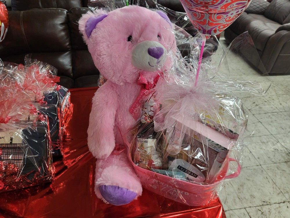 FREE DELIVERY IN FRESNO CITY---VALENTINES DAY BASKETS!!!