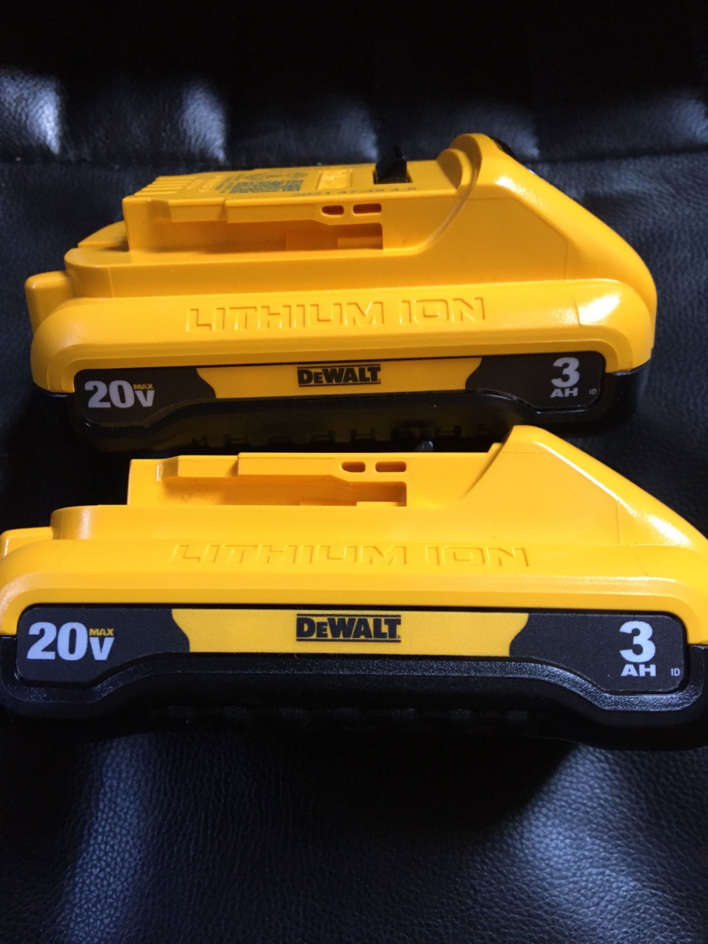 Dewalt Batteries. 3 Ah
