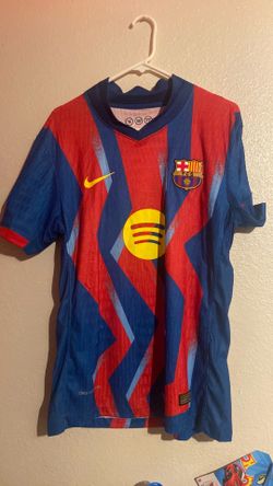 FC BARCELONA JERSEY lamine yamal