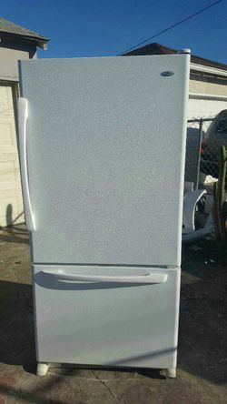 Refrigerator Amana