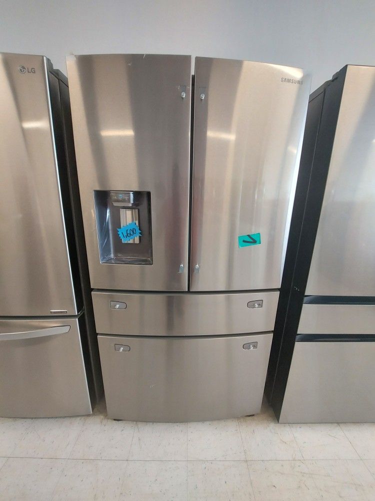 Samsung 4-doors French Door Refrigerator New Scratch And Dent With 6month's Warranty 