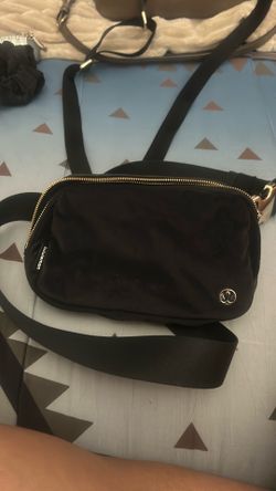 Lululemon bag