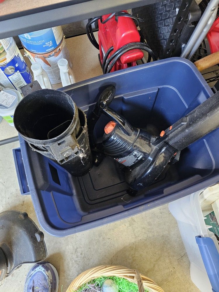 Black And Decker Leaf Blower