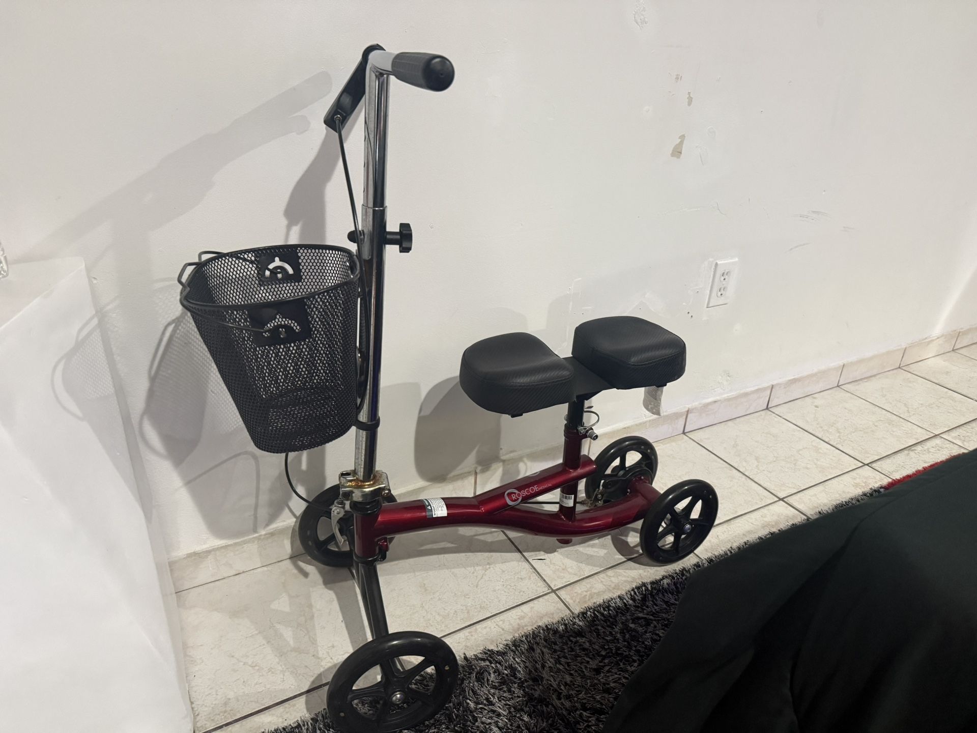 knee scooter