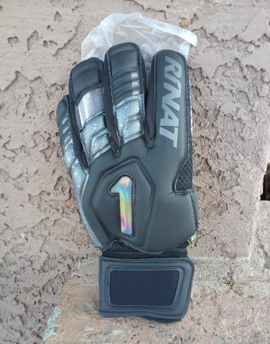 GUANTES DÉ PORTERO RINAT CON VARILLA PROFESIONAL # 10