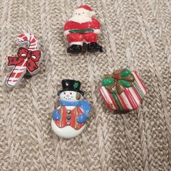 Vintage Christmas Button Cover's 