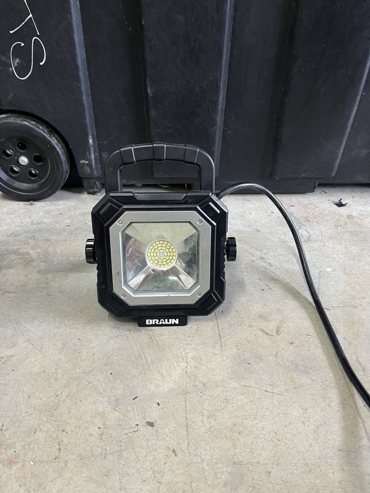 Braun Light