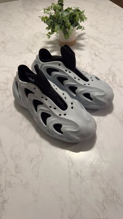 Shoes, Adidas 9