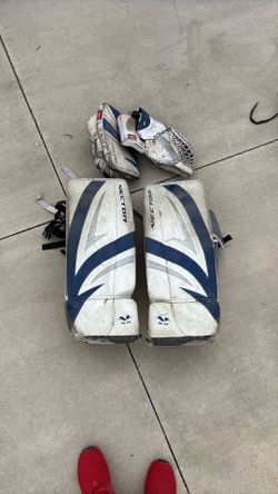 Hockey Goalie Pads Glove Blocker