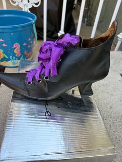 Witch costume shoes