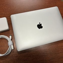 MacBook Air 2020 M1 13” 8GB RAM 256GB SSD Retina TouchID