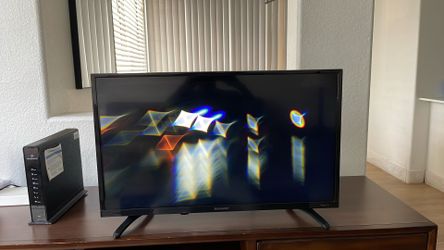 32” Sharp Smart Tv With Roku