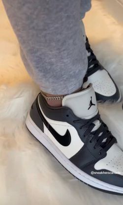 Woman’s shoes Air Jorden’s 1 low size: 8 (Dark gray & white)