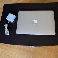 Laptop MacBook Air