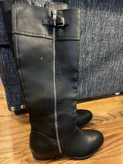 Girls Boots: Size 6