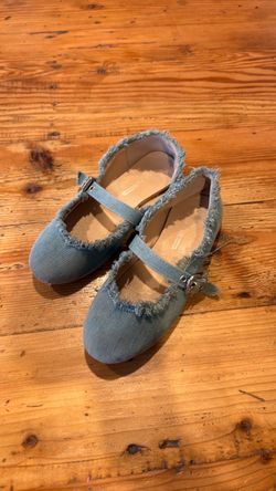 Size 3 shoes