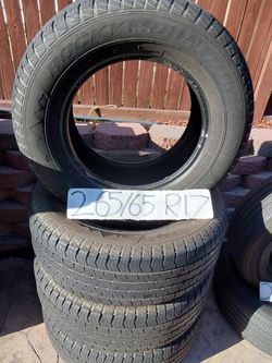 265. 65 R 17 tires