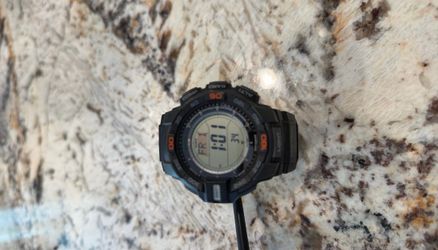 Casio PRO TREK PRG- 270 digital solar watch