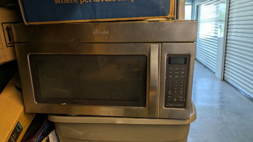 Whirlpool Stainless Microwave