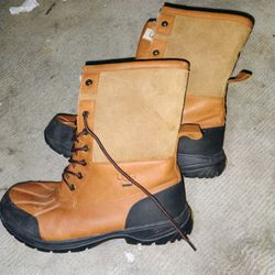 UGG Snow Boot