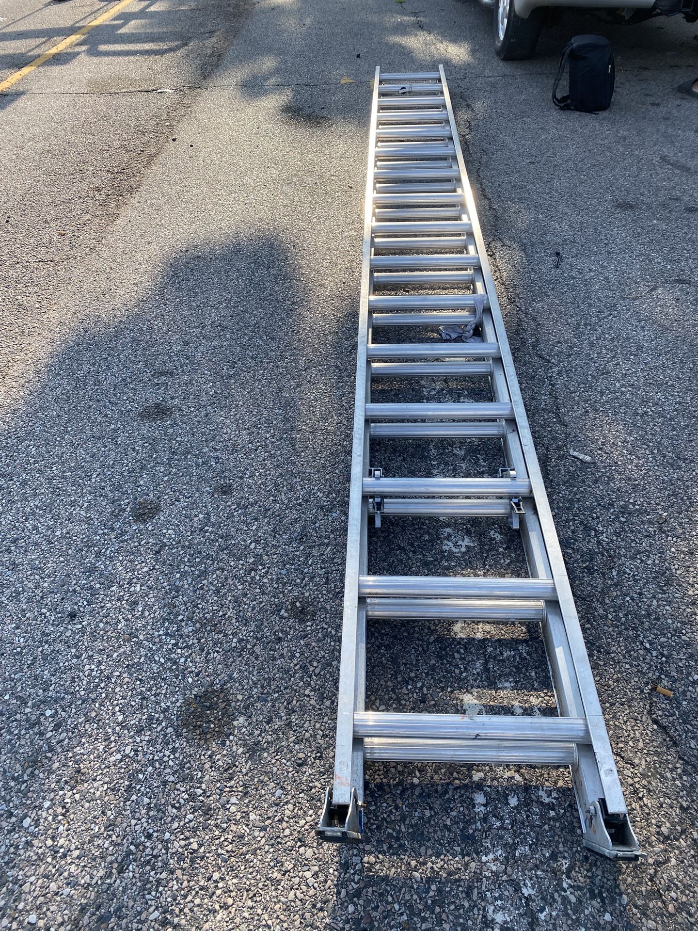 32 foot ladder