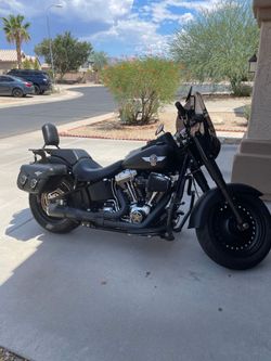 2011 Harley Davidson fat boy lo (Softail)