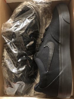 NIKE SB