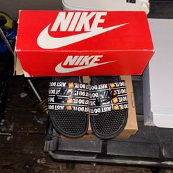 Nike Slide Size 8