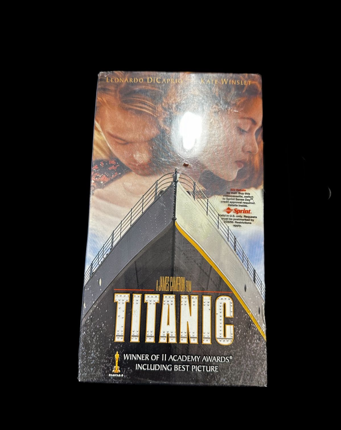 Titanic Starring Leonardo DiCaprio Kate Winslet Sealed VHS Cassette One And Two 1997