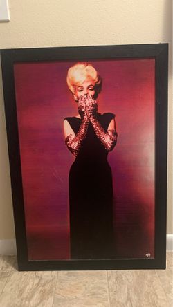 Marilyn Monroe picture in frame