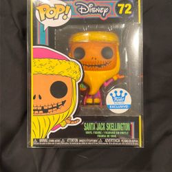 Exclusive Santa Jack Skellington with cover case Funko Pop