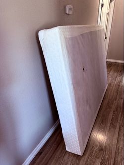 Full size box spring