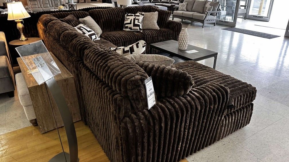 AP🎉 Brown 4 Piece Sectional Couch With Chaise// Fast Delivery & Financing