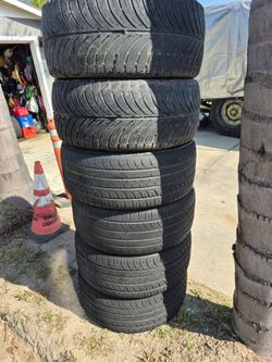6 275/40/20 tires.