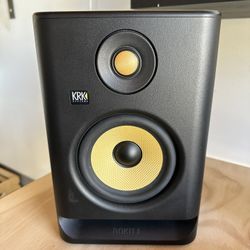 KRK Rokit 5 G4 studio monitors for sale!!!