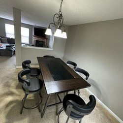 🪑 Modern Black Bar Dining Set – High Table + 6 Padded Chairs

. Ask Price