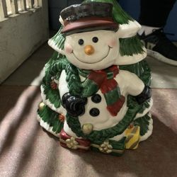 Snowman cookie jar 