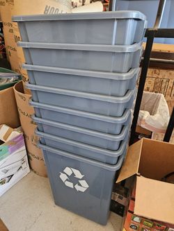 Recycle Bins New Blue 35 Quart 