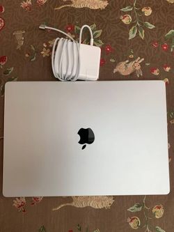Macbook Pro Laptop