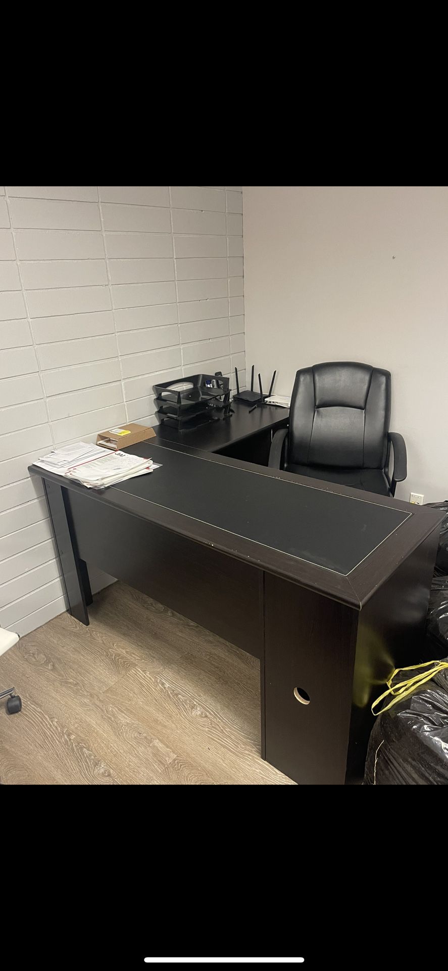Office L shapped desk