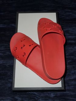 Gucci Men’s Rubber Slide